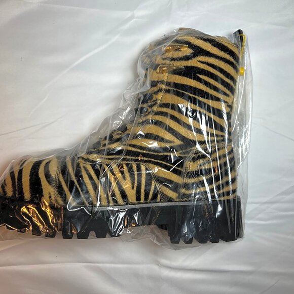 Roberto Cavalli Tiger Print Calf Hair Combat Boots - Picture 6 of 12